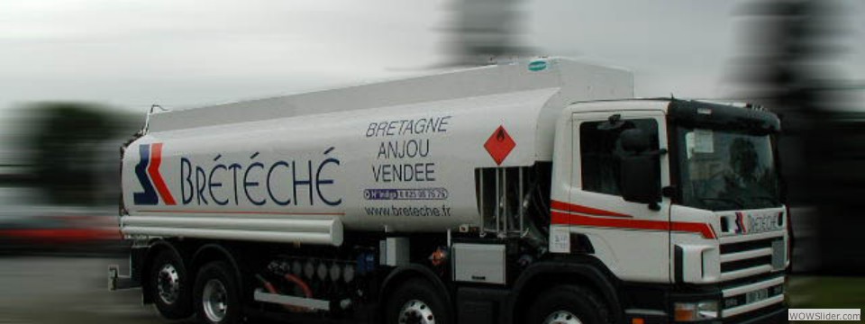 Camion citerne pétrolier 26000 en 7