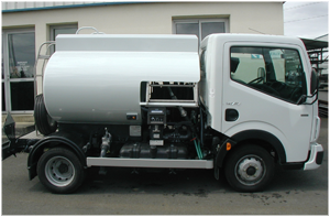 Camion citerne pétrolier 1200 L