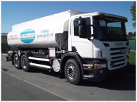 Camion citerne pétrolier 18000 en 5